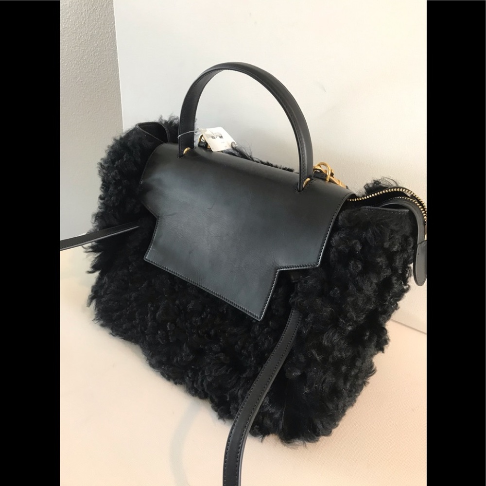 💥SOLD💥 CÉLINE $3,700 shearling Leather Belt bag